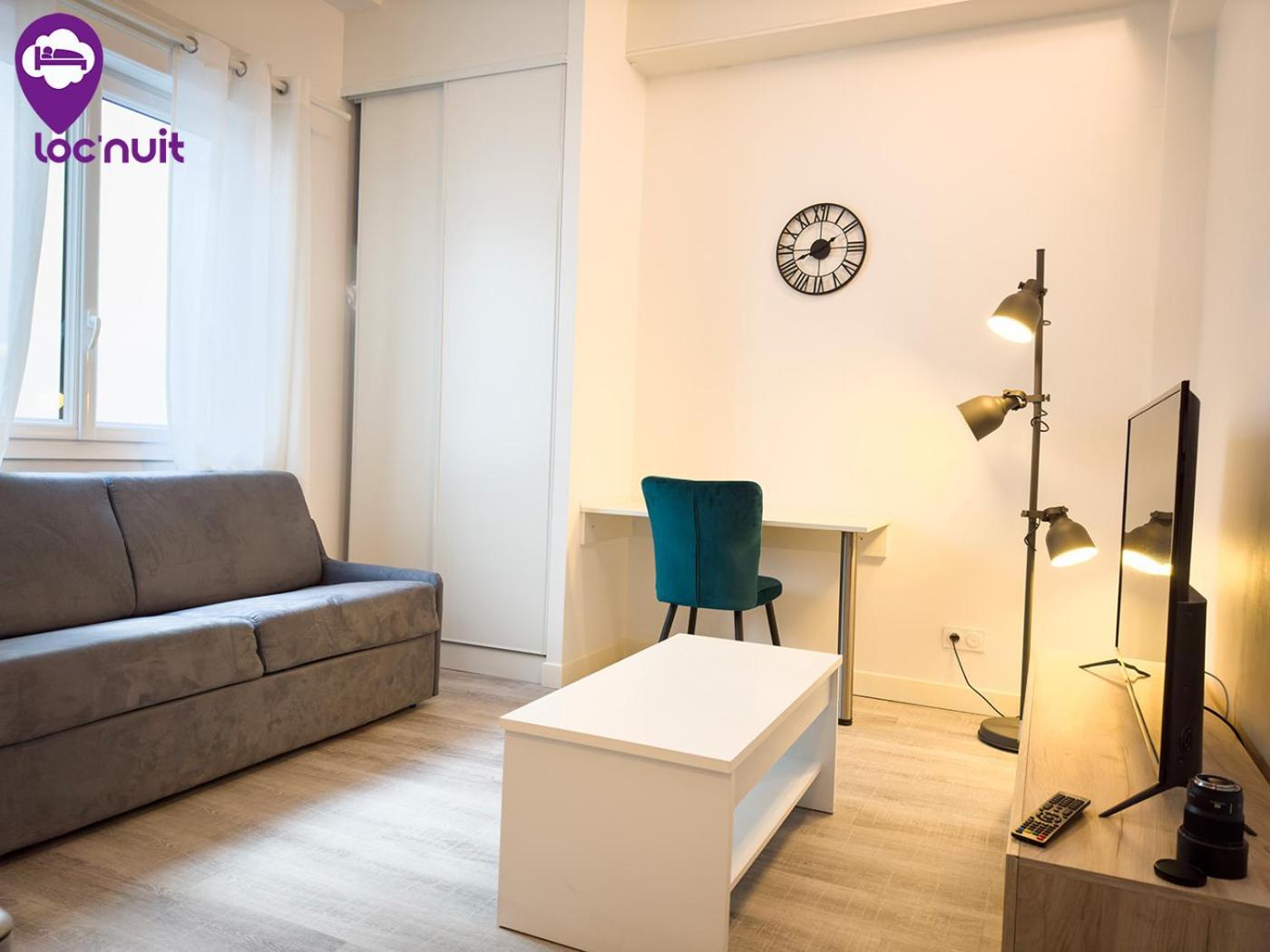 Loc'nuit - Confort - Hyper Centre Apartment *