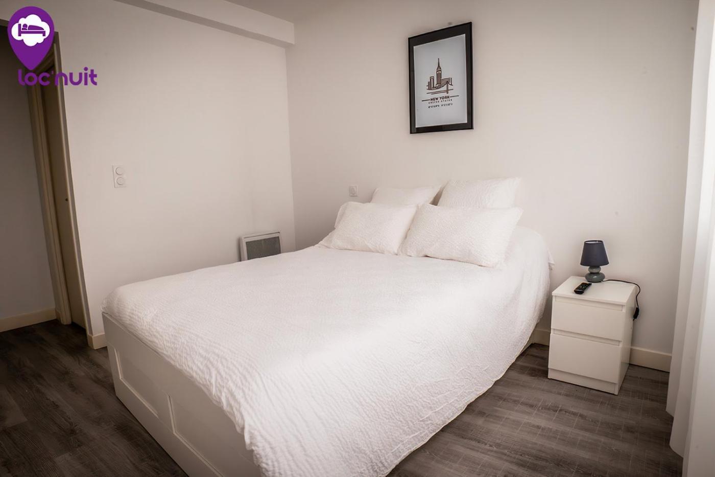 Loc'nuit - Confort - Hyper Centre Apartment *